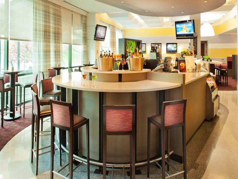 Hotel Courtyard By Marriott New York Jfk Airport Exterior foto
