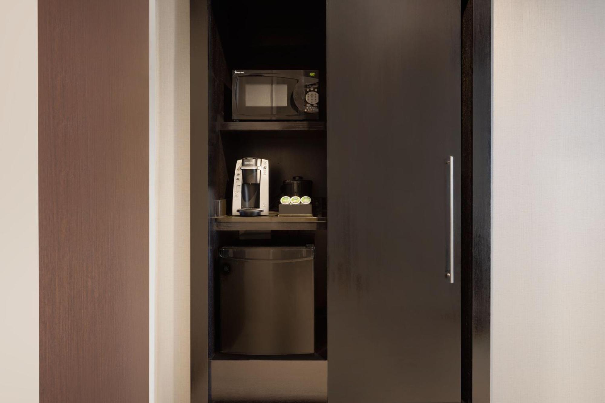 Hotel Courtyard By Marriott New York Jfk Airport Exterior foto