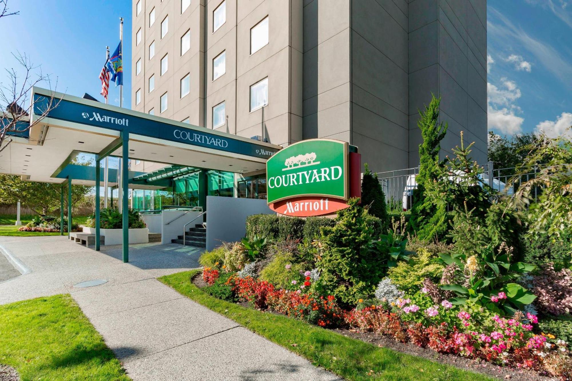 Hotel Courtyard By Marriott New York Jfk Airport Exterior foto