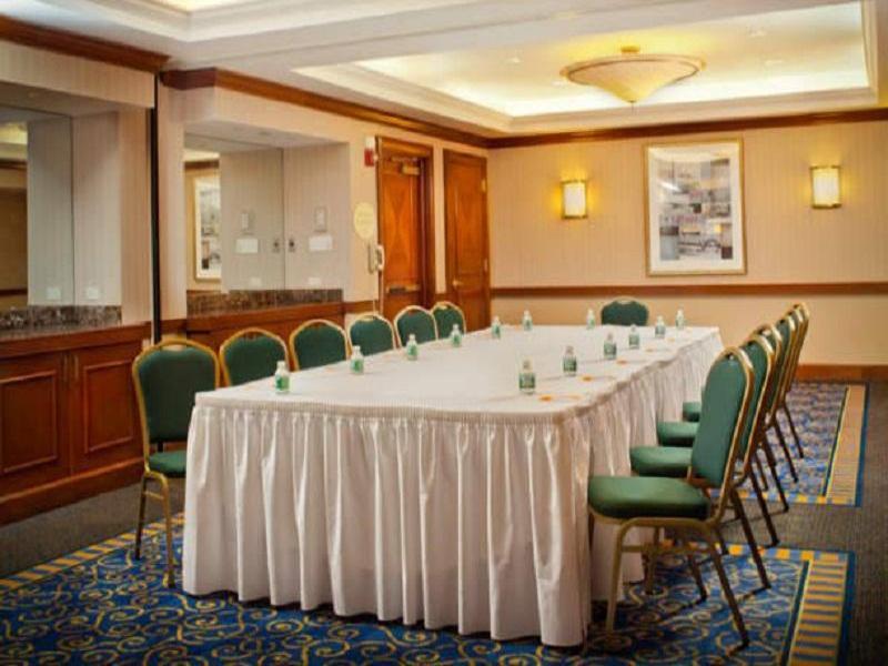 Hotel Courtyard By Marriott New York Jfk Airport Exterior foto