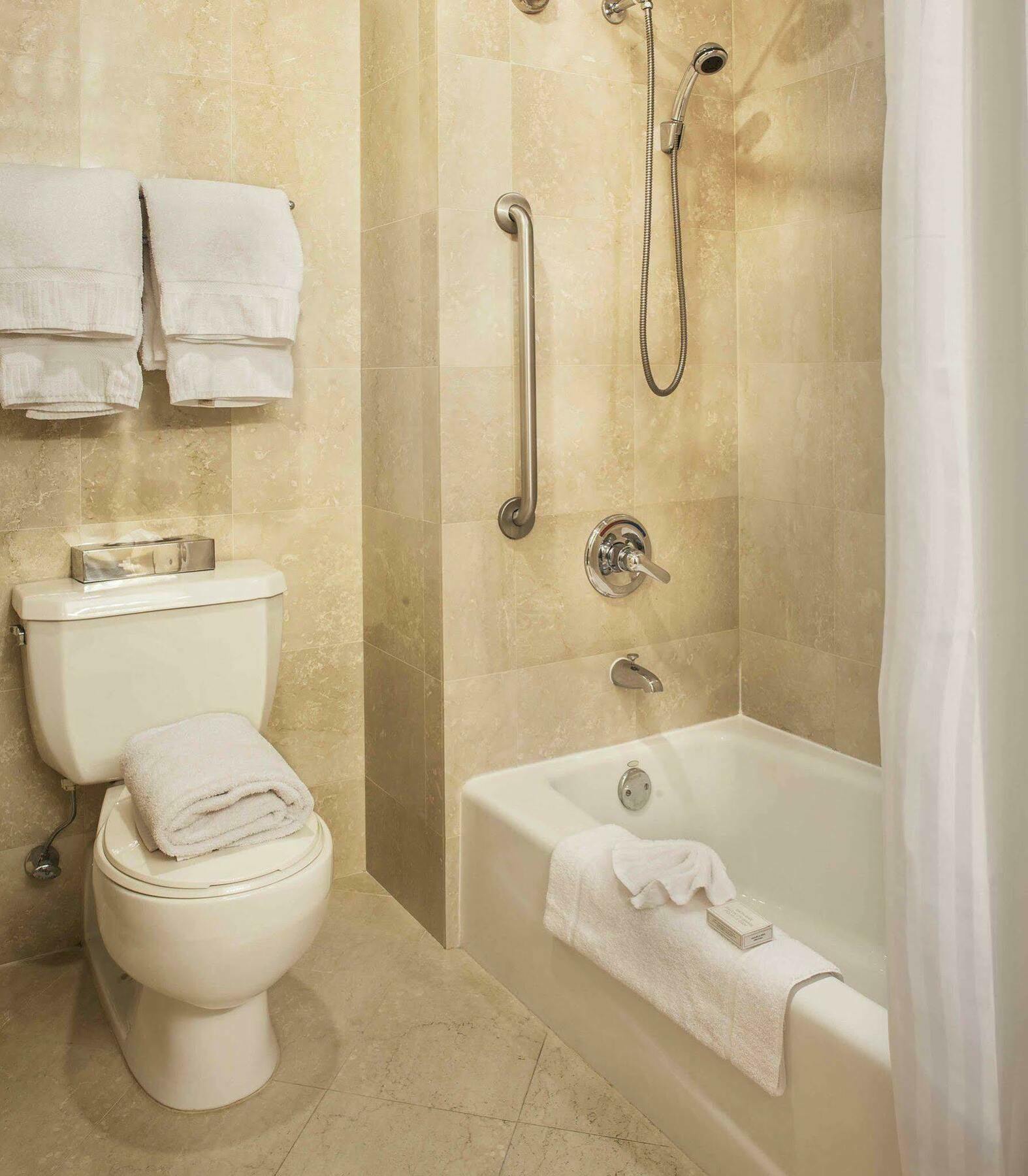 Hotel Courtyard By Marriott New York Jfk Airport Exterior foto